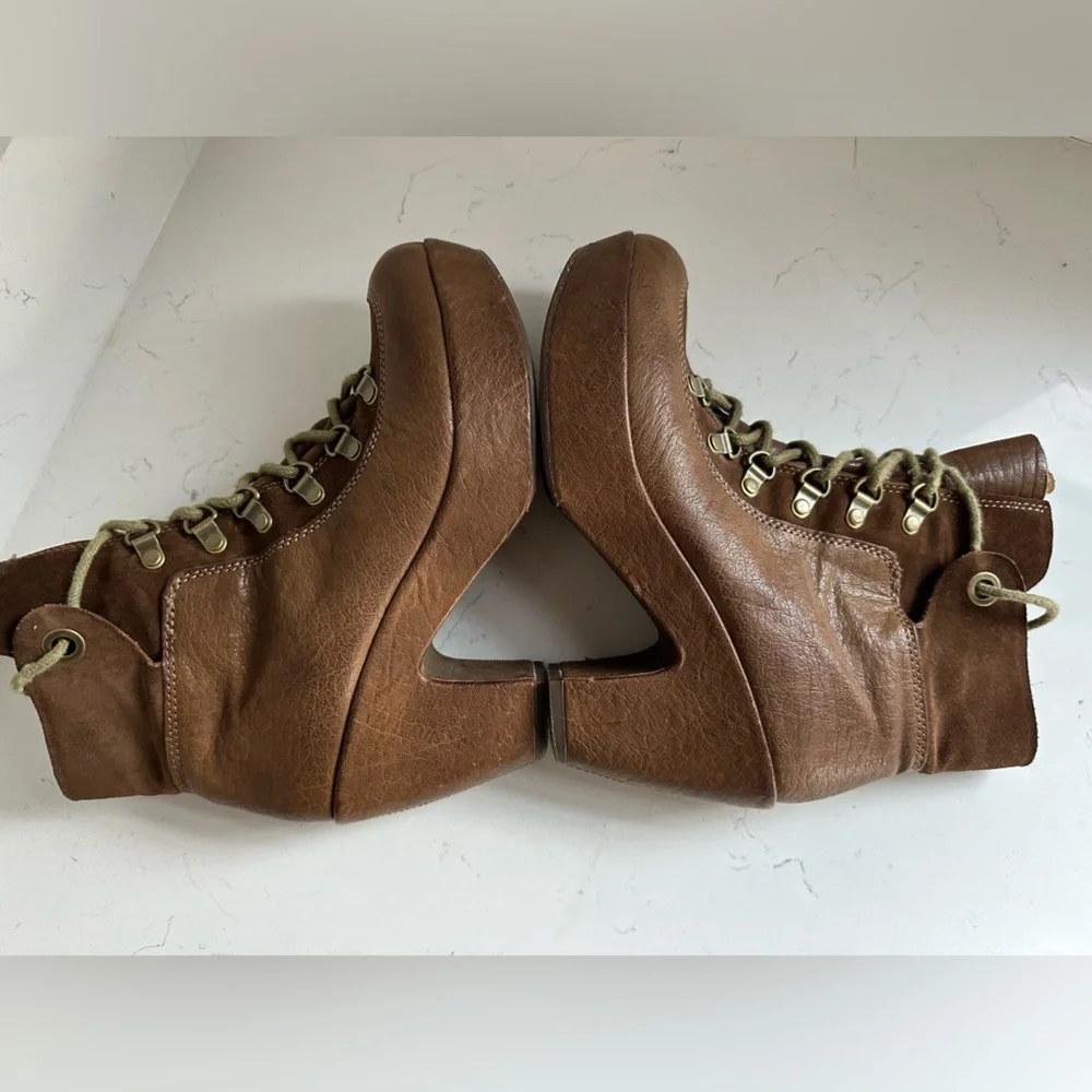 Kork-Ease Militaire Maya platform‎ Booties brown sz 8.5